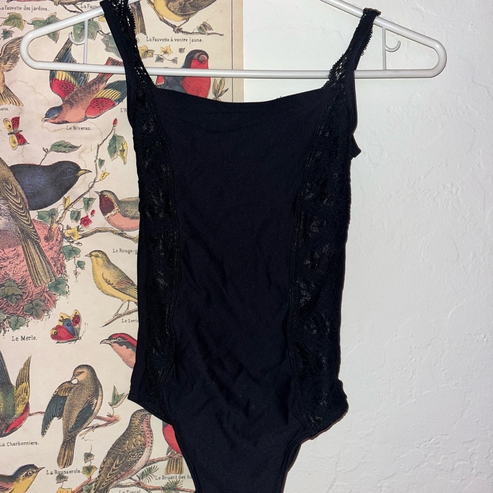wear moi black lace leotard